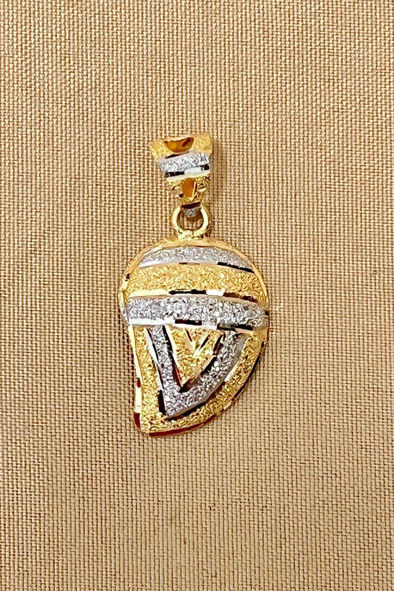 22 KT Gold Designer Mango Shaped Pendant Set (D128)
