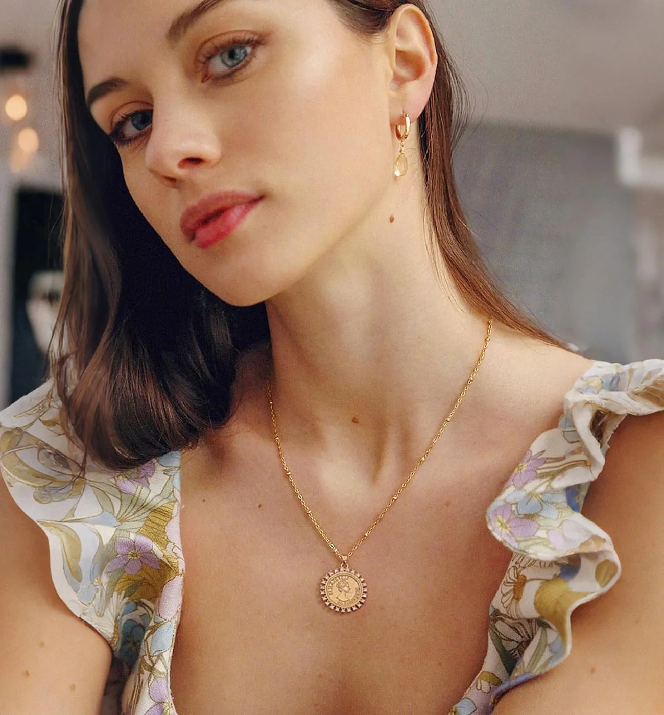 Aobei Pearl 18K Gold Pendant Necklace for Women Dainty Gold Chain Choker Love Heart Disc Coin Pearl Cross Toggle Jewelry