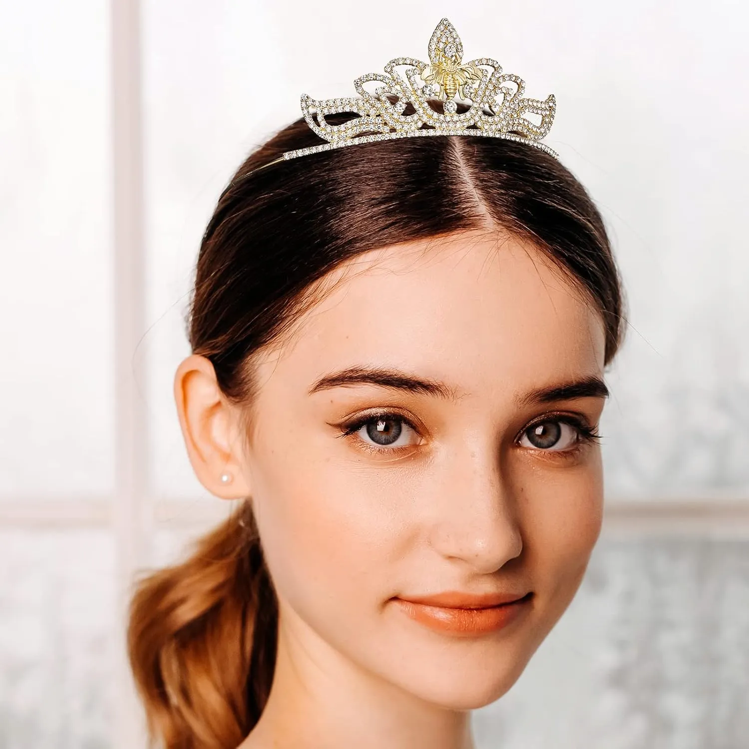 AW BRIDAL Tiara for Brithday Rhinestone Princess Party Tiaras for Girls Sparkly Crystal Headband (Gold)
