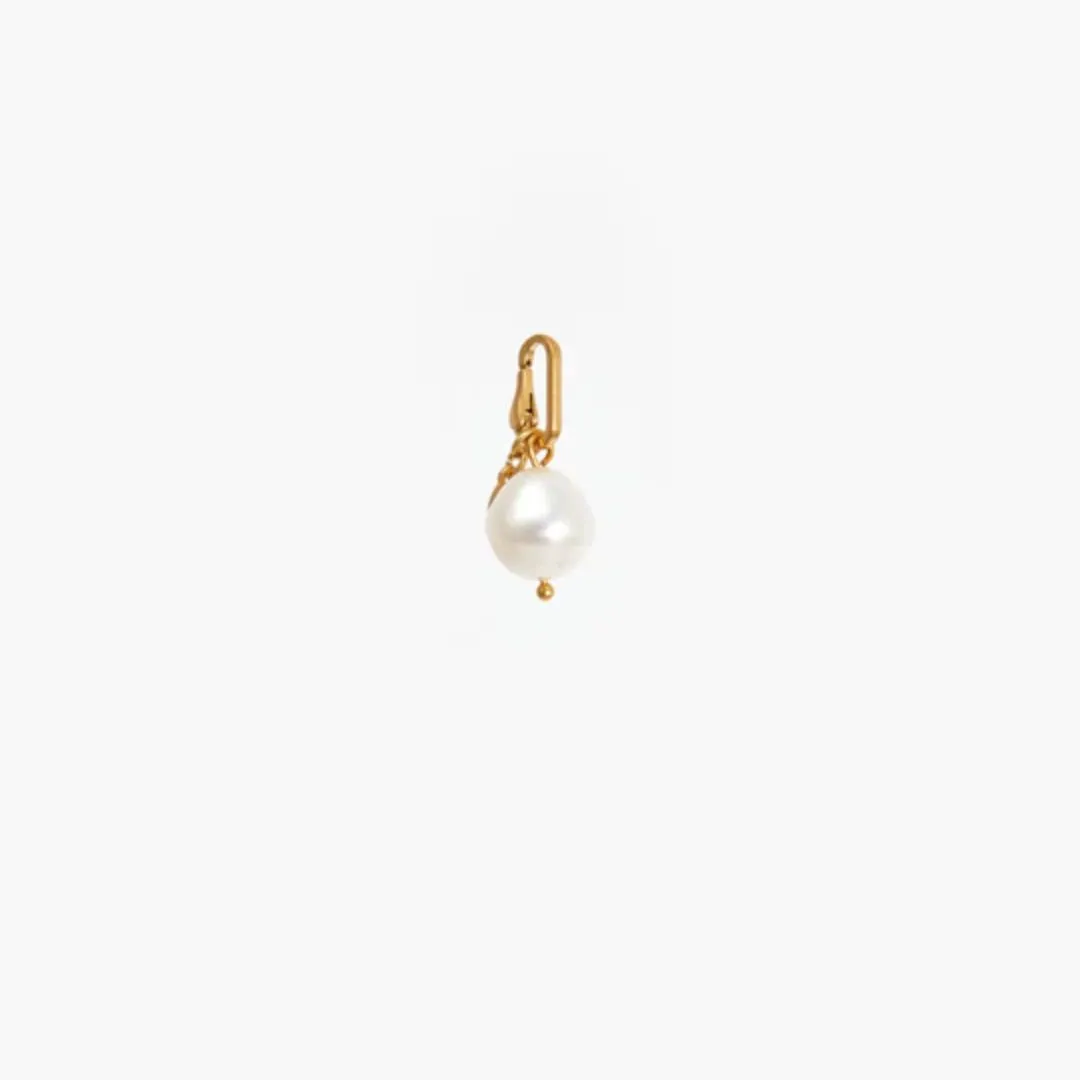Baroque Pearl Charm (Vintage Gold   Cream)
