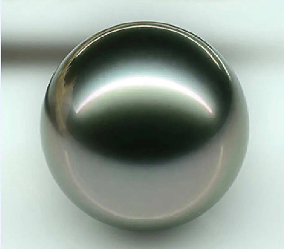 Charming 13mm Natural Tahitian Black Pearl Pendant