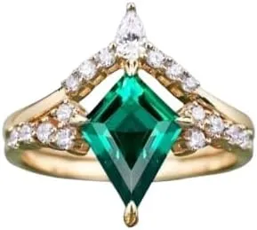 Elegant 925 Silver Gemstone Ring Set Kite Shape Lab Created Emerald Ring Set