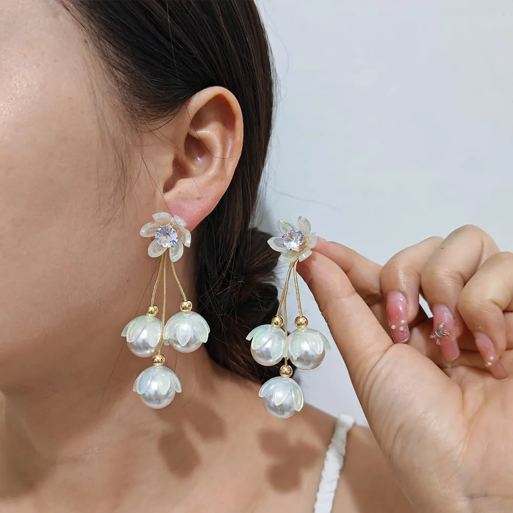 Gold Pearl Stud Earrings for Women Cute Small Smiley Face/Flower/Baroque Pearl Earring Dainty Fashion Jewelry Gift