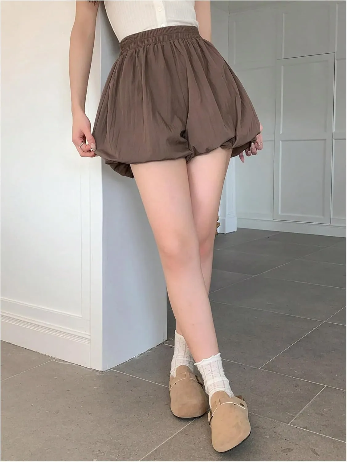 OYOANGLE Women's Elastic High Waist Bubble Shorts Wide Leg Loose Fit Balloon Skorts