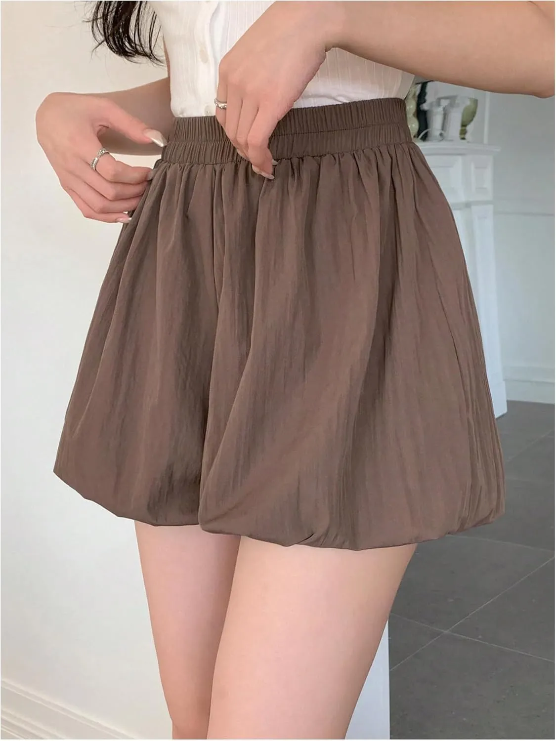 OYOANGLE Women's Elastic High Waist Bubble Shorts Wide Leg Loose Fit Balloon Skorts