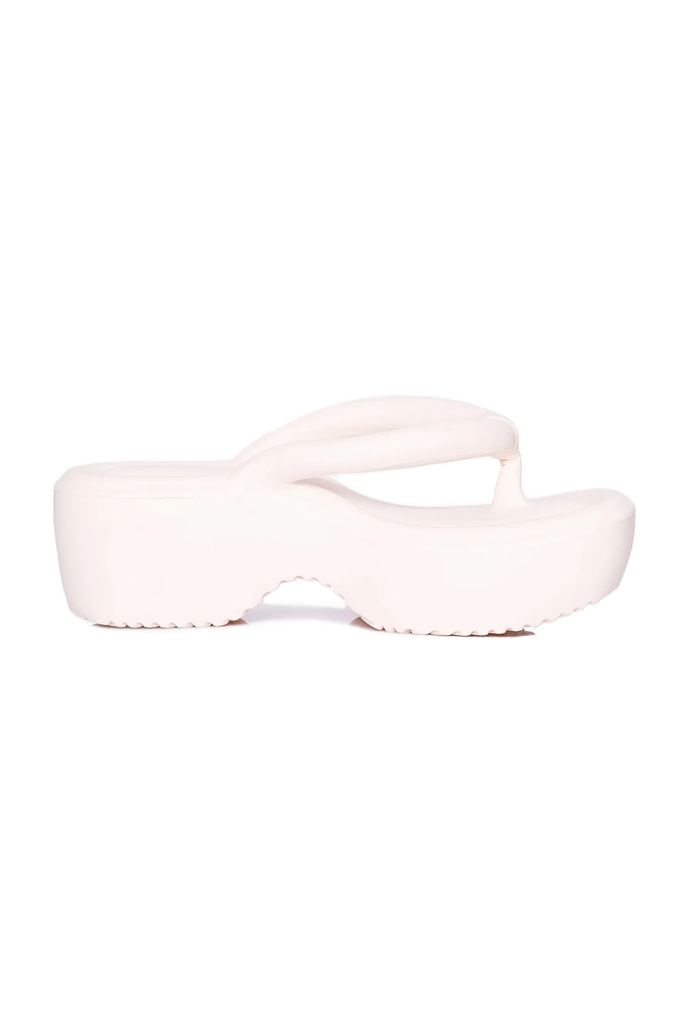 PLATFORM FLIP-FLOPS