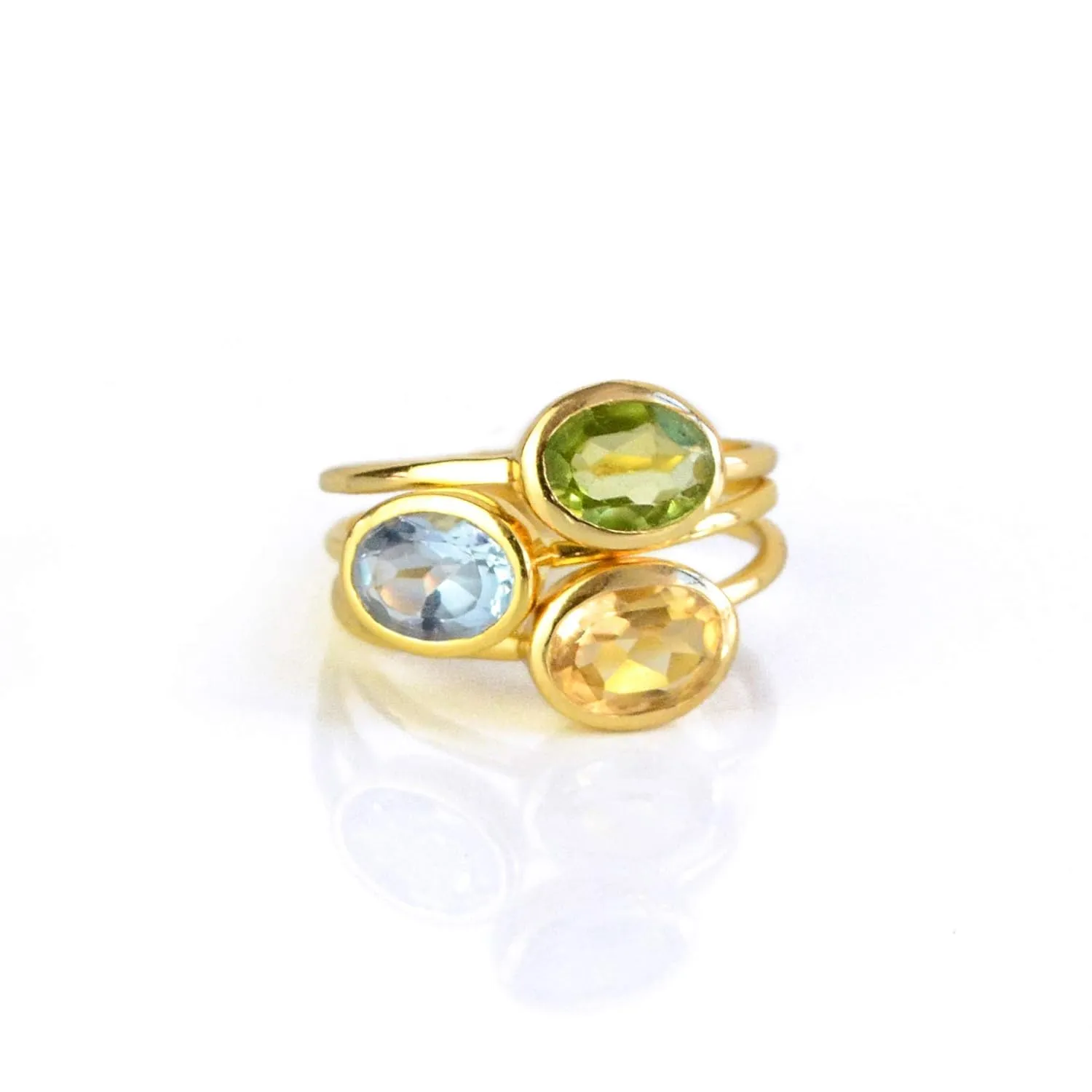 Tiny Oval Gemstone Stacking Ring, Minimalist Thin Ring Band, Mother's Birthstone Stacking Ring Set, Mom's Dainty Oval Rings, Stackable Birthstone Ring in Sterling Silver or Vermeil Gold (Clear Quartz)