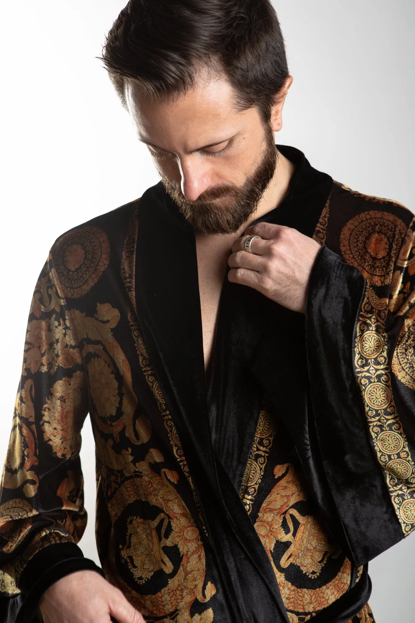 Velvet Blazer - Tzar