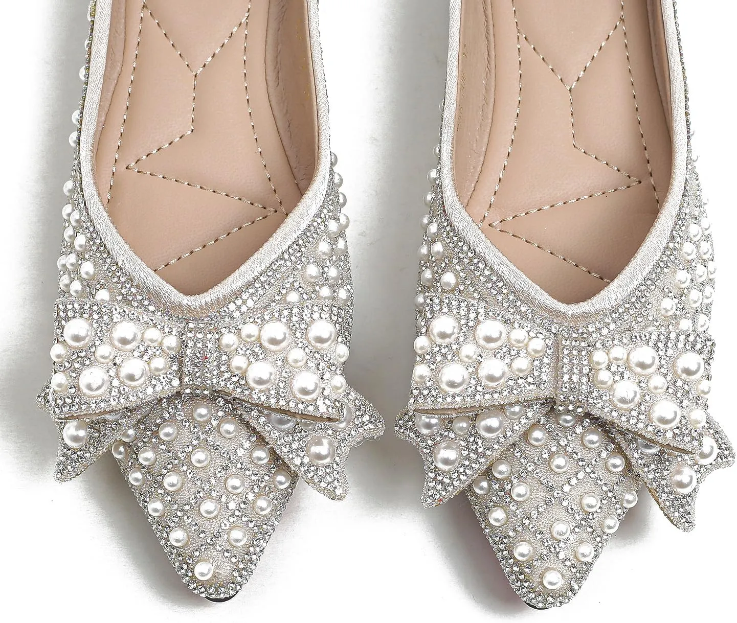 Women's Rhinestone Flats Pointed Toe Low Heel Wedding Shoes Comfortable Women Dress Shoes ?