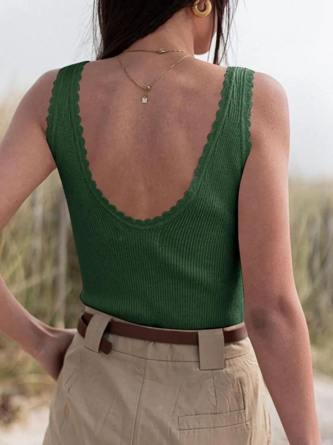Womens Ribbed Tank Tops Scoop Neck Slim Fitted Basic Knit Sleeveless Shirts Slim Fit Camisole Tops
